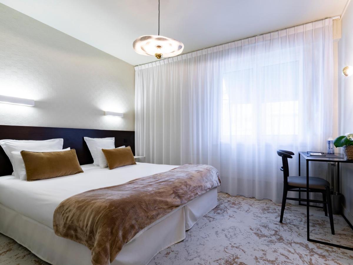 Moka Hotel Лориан Екстериор снимка