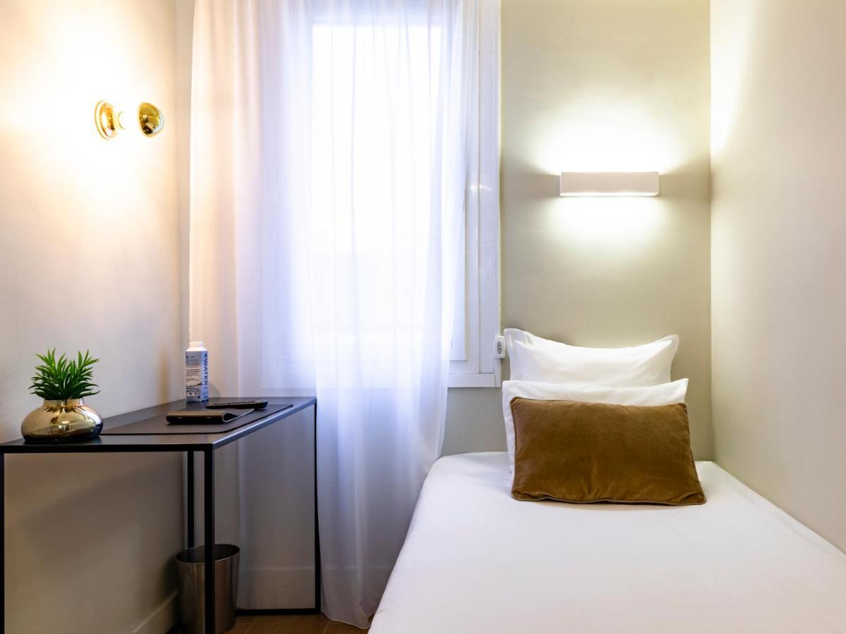 Moka Hotel Лориан Екстериор снимка