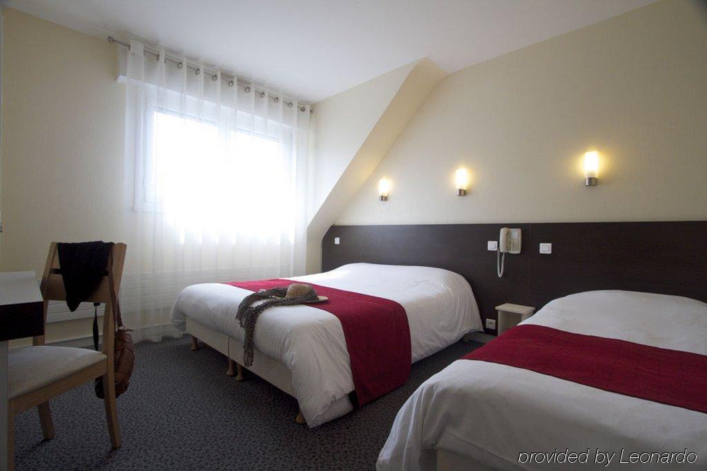 Moka Hotel Лориан Екстериор снимка
